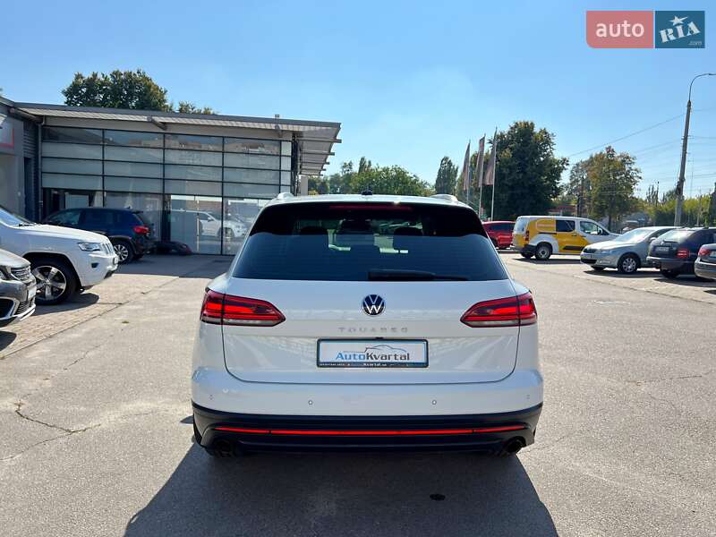 Внедорожник / Кроссовер Volkswagen Touareg 2020 в Чернигове