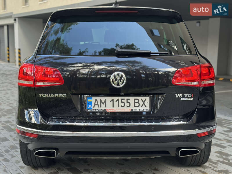 Внедорожник / Кроссовер Volkswagen Touareg 2015 в Киеве фото 18 Внедорожник / Кроссовер Volkswagen Touareg 2015 в Киеве