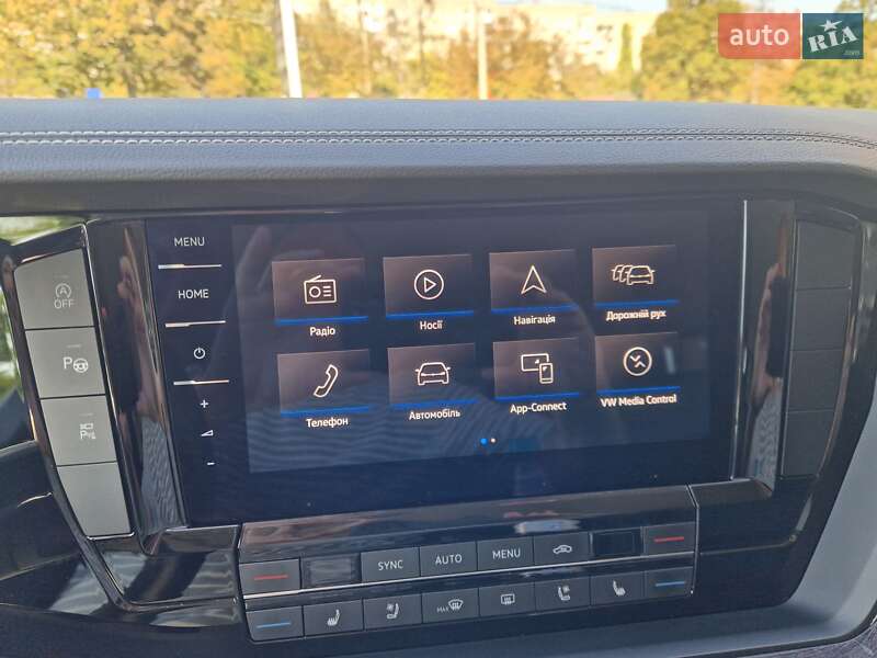 Внедорожник / Кроссовер Volkswagen Touareg 2021 в Днепре