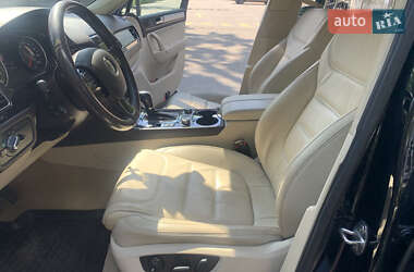 Внедорожник / Кроссовер Volkswagen Touareg 2012 в 