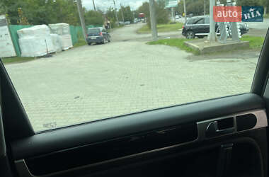 Позашляховик / Кросовер Volkswagen Touareg 2009 в 