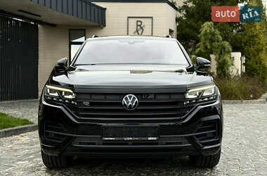 Внедорожник / Кроссовер Volkswagen Touareg 2022 в 