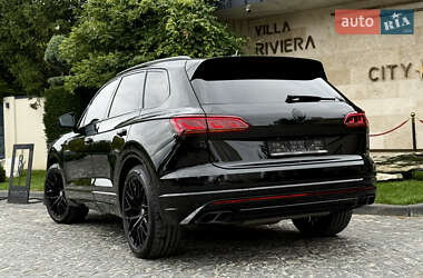 Внедорожник / Кроссовер Volkswagen Touareg 2022 в 