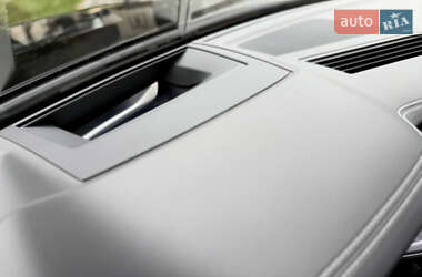 Внедорожник / Кроссовер Volkswagen Touareg 2022 в 