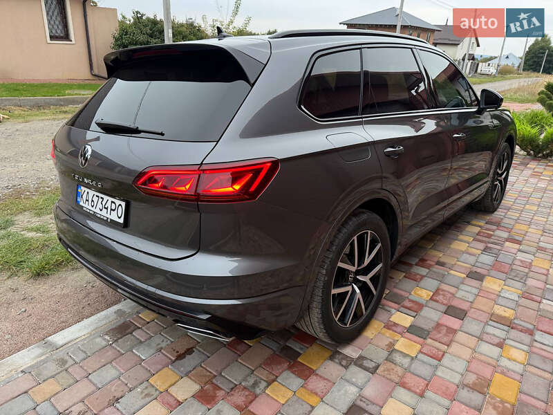 Внедорожник / Кроссовер Volkswagen Touareg 2023 в Киеве