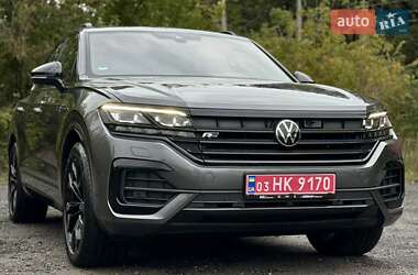 Позашляховик / Кросовер Volkswagen Touareg 2021 в Гнівані