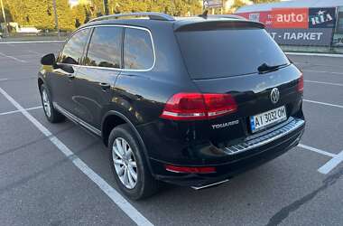 Внедорожник / Кроссовер Volkswagen Touareg 2011 в 
