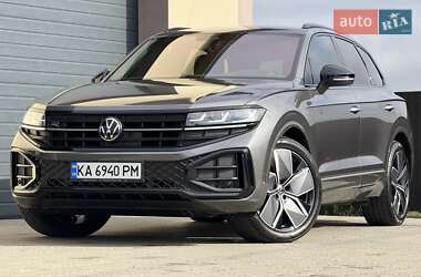 Позашляховик / Кросовер Volkswagen Touareg 2023 в  фото 16 Позашляховик / Кросовер Volkswagen Touareg 2023 в