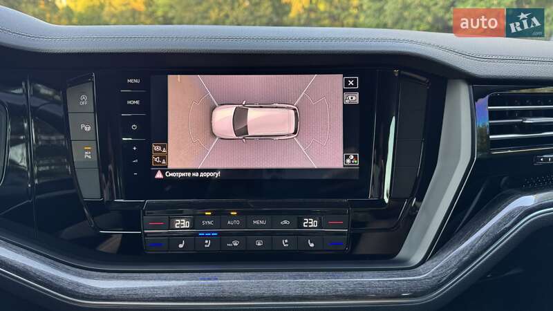 Позашляховик / Кросовер Volkswagen Touareg 2021 в Миргороді