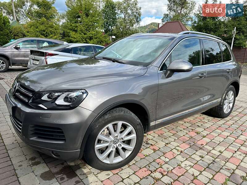 Внедорожник / Кроссовер Volkswagen Touareg 2012 в Славском