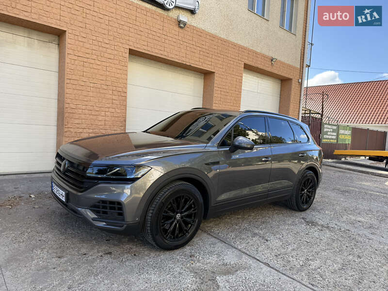 Позашляховик / Кросовер Volkswagen Touareg 2018 в Миколаєві фото 2 Позашляховик / Кросовер Volkswagen Touareg 2018 в Миколаєві