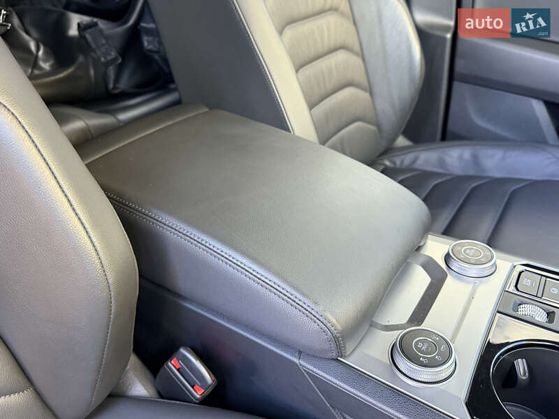 Позашляховик / Кросовер Volkswagen Touareg 2018 в Миколаєві фото 33 Позашляховик / Кросовер Volkswagen Touareg 2018 в Миколаєві