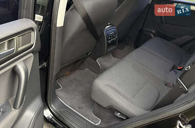 Позашляховик / Кросовер Volkswagen Touareg 2012 в  фото 28 Позашляховик / Кросовер Volkswagen Touareg 2012 в