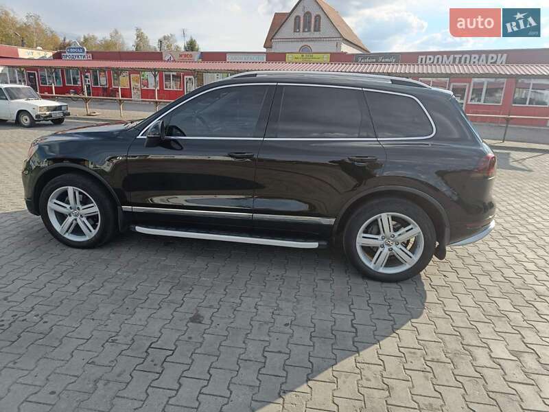 Внедорожник / Кроссовер Volkswagen Touareg 2013 в Змиеве фото 7 Внедорожник / Кроссовер Volkswagen Touareg 2013 в Змиеве