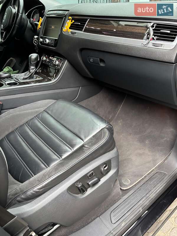 Внедорожник / Кроссовер Volkswagen Touareg 2014 в Львове фото 33 Внедорожник / Кроссовер Volkswagen Touareg 2014 в Львове