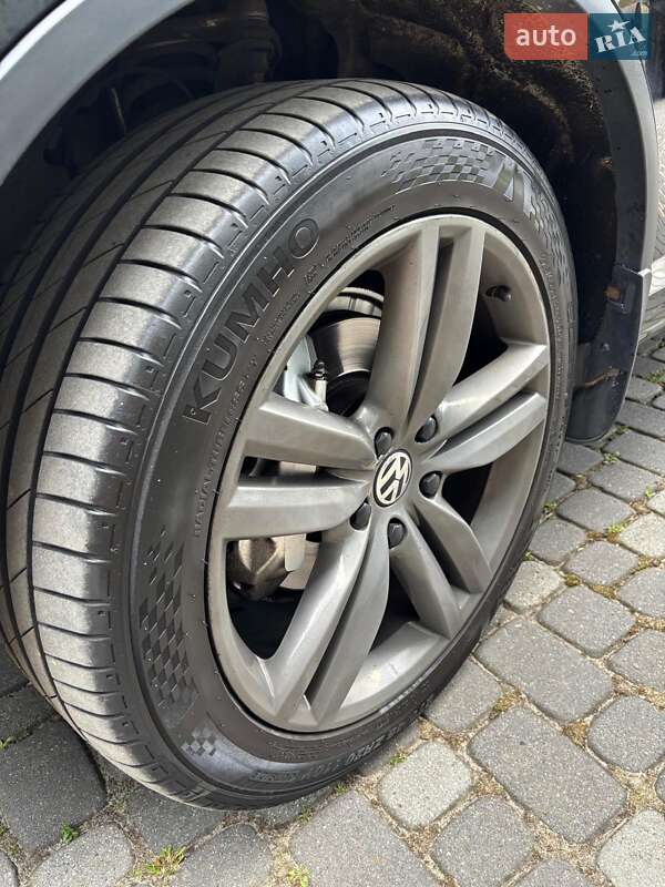 Внедорожник / Кроссовер Volkswagen Touareg 2014 в Львове фото 56 Внедорожник / Кроссовер Volkswagen Touareg 2014 в Львове