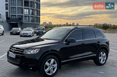 Позашляховик / Кросовер Volkswagen Touareg 2014 в Черкасах
