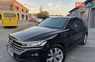 Позашляховик / Кросовер Volkswagen Touareg 2020 в Івано-Франківську
