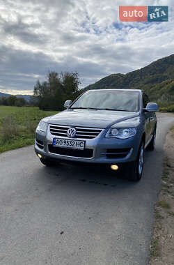 Внедорожник / Кроссовер Volkswagen Touareg 2007 в 