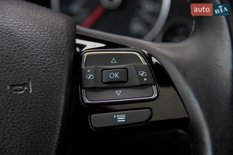 Внедорожник / Кроссовер Volkswagen Touareg 2016 в Одессе фото 24 Внедорожник / Кроссовер Volkswagen Touareg 2016 в Одессе