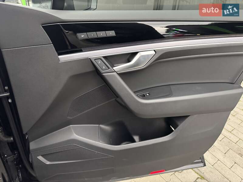 Позашляховик / Кросовер Volkswagen Touareg 2019 в Тернополі