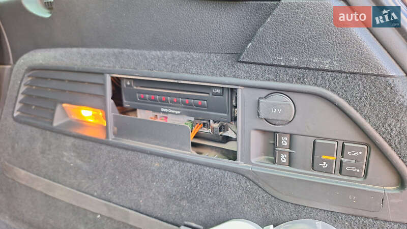 Внедорожник / Кроссовер Volkswagen Touareg 2016 в Черновцах фото 12 Внедорожник / Кроссовер Volkswagen Touareg 2016 в Черновцах