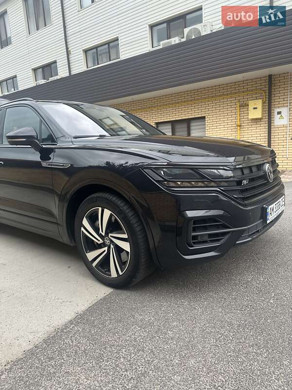 Позашляховик / Кросовер Volkswagen Touareg 2021 в Бердичеві