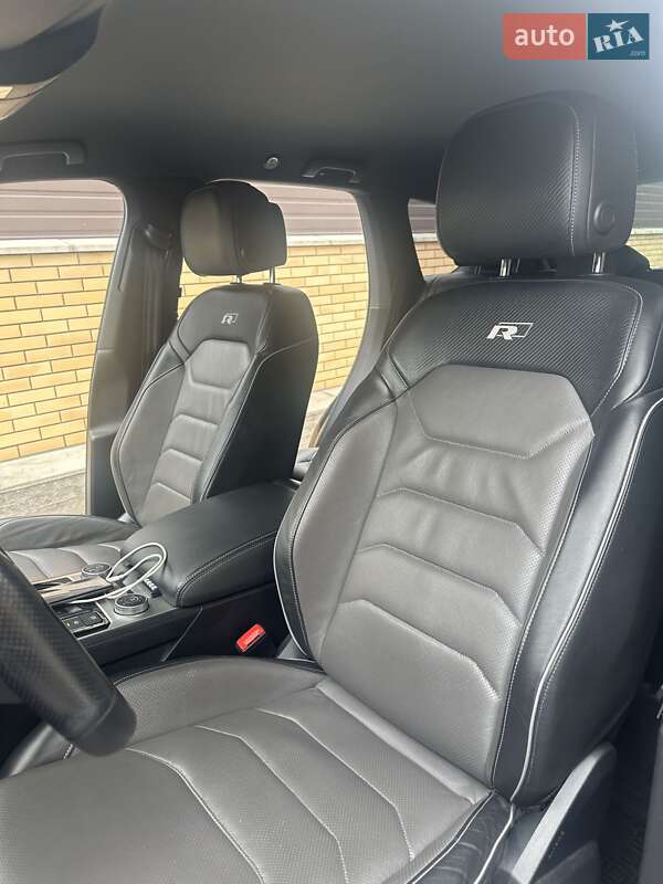 Позашляховик / Кросовер Volkswagen Touareg 2021 в Бердичеві