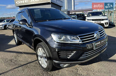 Позашляховик / Кросовер Volkswagen Touareg 2017 в 