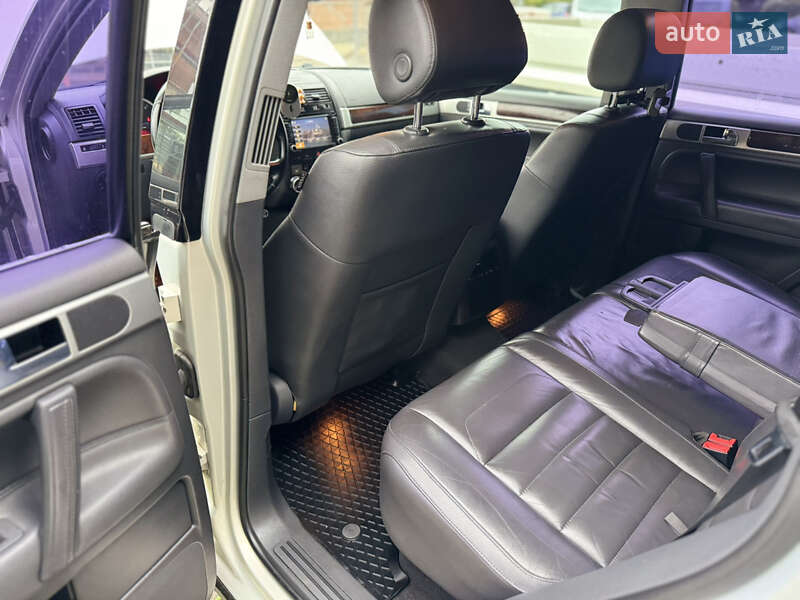 Внедорожник / Кроссовер Volkswagen Touareg 2007 в Киеве фото 16 Внедорожник / Кроссовер Volkswagen Touareg 2007 в Киеве