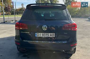 Внедорожник / Кроссовер Volkswagen Touareg 2012 в 