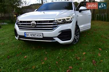 Позашляховик / Кросовер Volkswagen Touareg 2019 в Самборі