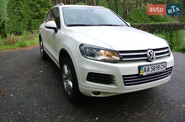 Внедорожник / Кроссовер Volkswagen Touareg 2010 в Милой