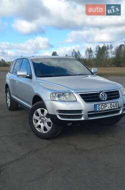 Внедорожник / Кроссовер Volkswagen Touareg 2003 в Киеве