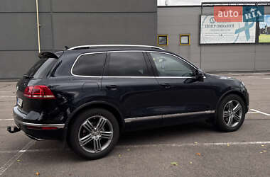 Внедорожник / Кроссовер Volkswagen Touareg 2016 в 