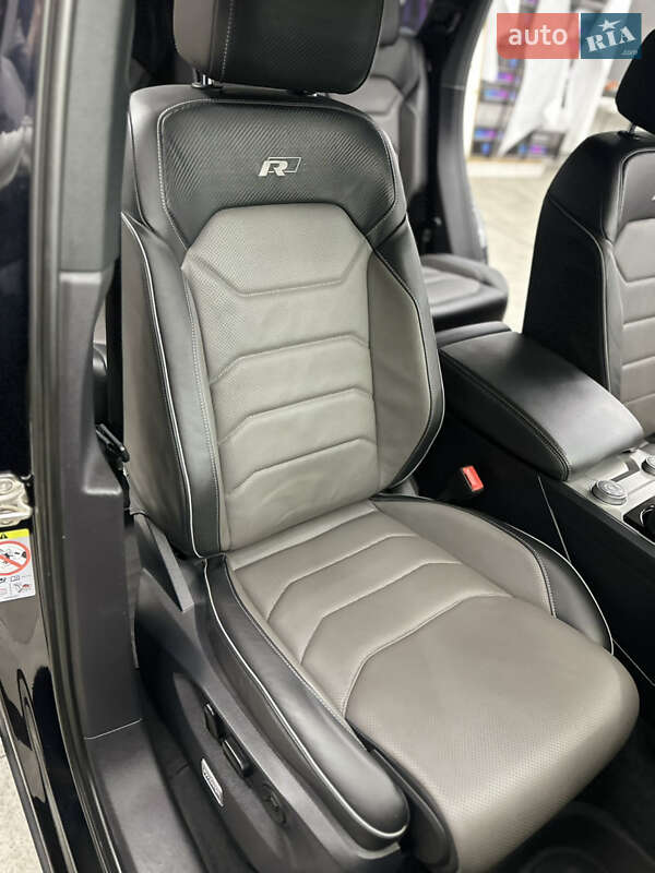 Позашляховик / Кросовер Volkswagen Touareg 2021 в Миколаєві фото 18 Позашляховик / Кросовер Volkswagen Touareg 2021 в Миколаєві