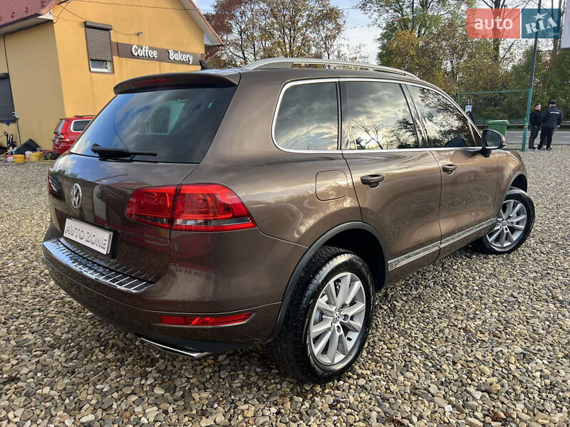 Внедорожник / Кроссовер Volkswagen Touareg 2010 в Коломые