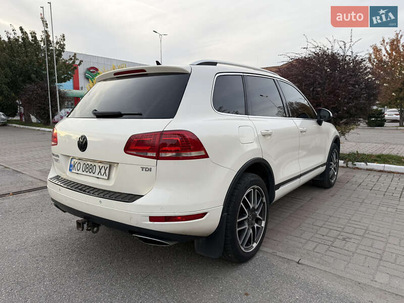 Внедорожник / Кроссовер Volkswagen Touareg 2011 в Ужгороде фото 4 Внедорожник / Кроссовер Volkswagen Touareg 2011 в Ужгороде