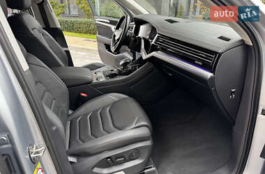 Внедорожник / Кроссовер Volkswagen Touareg 2020 в 
