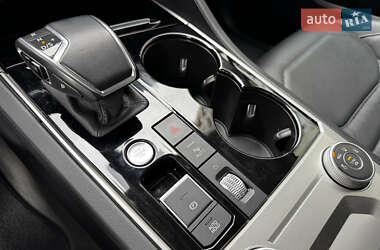 Внедорожник / Кроссовер Volkswagen Touareg 2020 в 