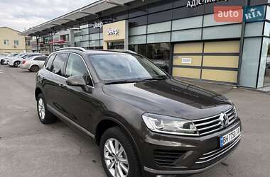 Внедорожник / Кроссовер Volkswagen Touareg 2017 в Одессе