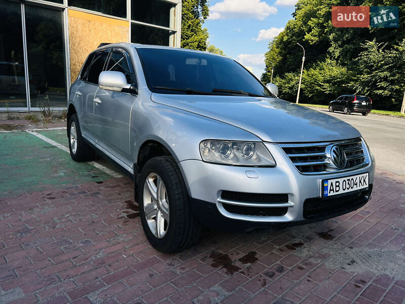 Внедорожник / Кроссовер Volkswagen Touareg 2004 в Виннице