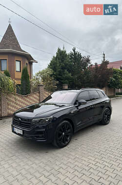Внедорожник / Кроссовер Volkswagen Touareg 2018 в Хмельницком