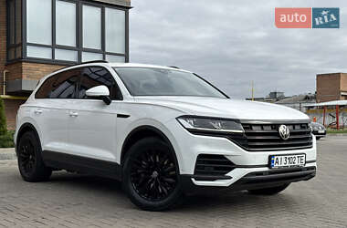 Позашляховик / Кросовер Volkswagen Touareg 2018 в Києві
