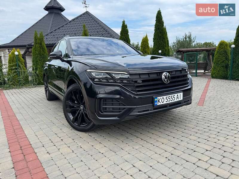 Внедорожник / Кроссовер Volkswagen Touareg 2021 в Иршаве