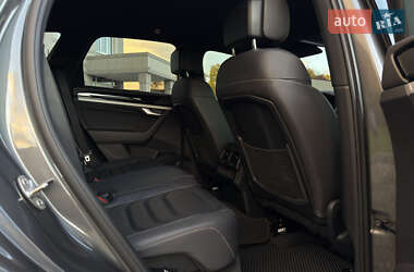 Позашляховик / Кросовер Volkswagen Touareg 2019 в  фото 50 Позашляховик / Кросовер Volkswagen Touareg 2019 в