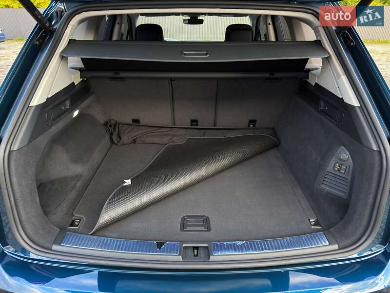Внедорожник / Кроссовер Volkswagen Touareg 2021 в Луцке