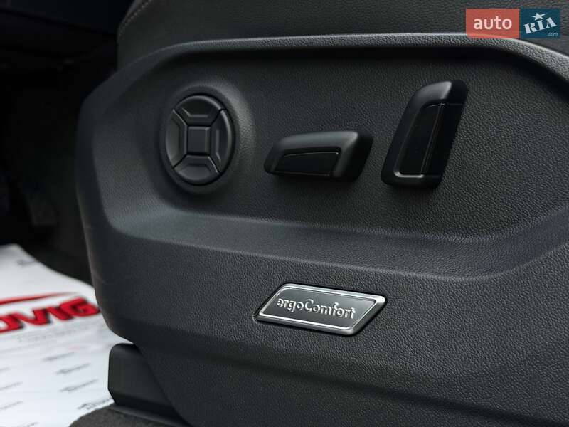 Внедорожник / Кроссовер Volkswagen Touareg 2021 в Луцке