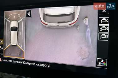 Внедорожник / Кроссовер Volkswagen Touareg 2020 в 