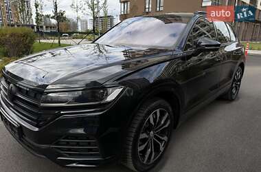 Внедорожник / Кроссовер Volkswagen Touareg 2020 в 